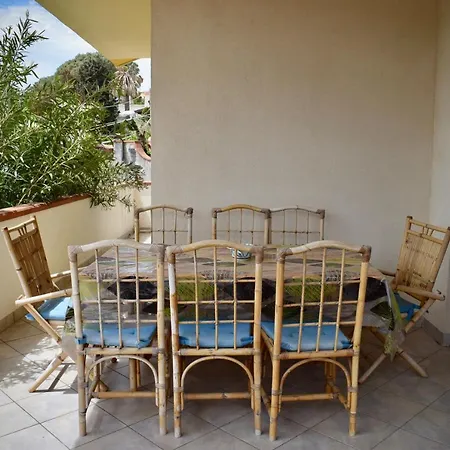 Holiday home Beach House Castelluccio *